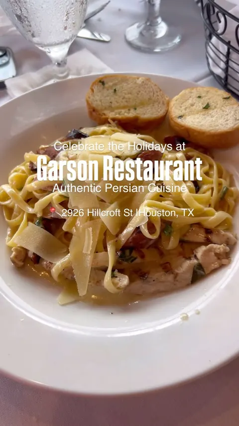 ✨ Celebrate the holidays in style at @garsonrestaurant in Houston, TX! 🎉 Whether you’re planning a festive family gathering, a company holiday party, or a cozy night out, this spot serves up incredible Persian flavors and an unforgettable atmosphere
