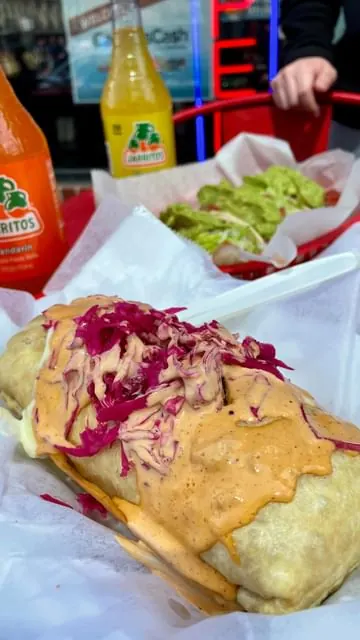 Good eats in Boston’s Back Bay! @ameliastaqueriarestaurants has all the Mexican classics from tacos to chimichangas, but also incorporate a unique spin with items like their loaded Mexican fries 🍟 

More food spots and recs on @kw_bites on IG ✨

.
.