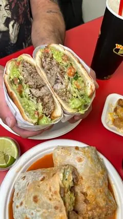 Your new favorite 24/7 spot just opened 🙌🏻

Everything they make here is from scratch and it shows. I loved the fresh salsa bar, refreshing drinks & authentic flavors.

Ft. Taco Salad, Rolled Tacos, Big Win Burrito & Carnitas Torta 
📍@vegas.burrit