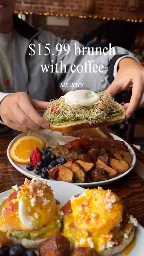 🍳$15.99 brunch deal!!!

@sixacres is the spot to be. Located in the heart of Gastown, Sic Acres offers an incredible brunch menu. 

We tried their avocado toast, classic Benny, and big breakfast. 🤤 and the best part… you can get all these amazing b