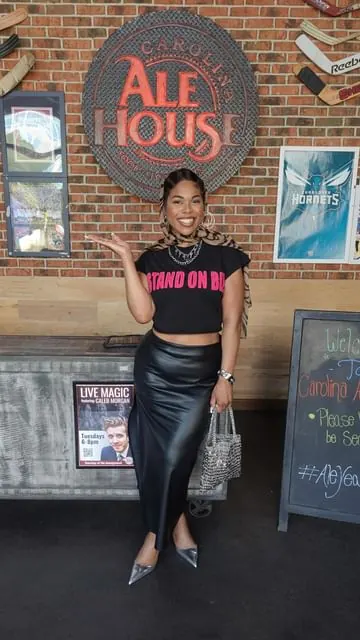 I truly enjoyed my outing with @carolinaalehouse at the Waverly location in Charlotte, NC! I ordered the chicken tacos and they were literally to die for! 😋🌮

Alongside the Prickly Pear Margarita, I also had a  and a lemon drop which ended up dropp