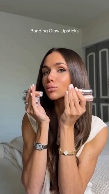 Laka Bonding Glow Lipsticks 👄
Which one is your favourite?
•
•
•
#Laka #BondingGlowLipstick #lipstick #kbeauty