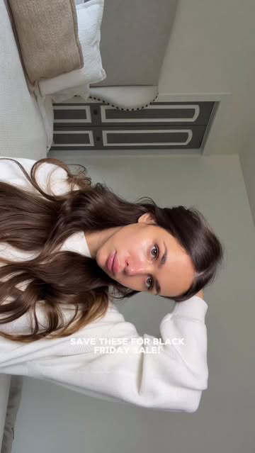 MEDIHEAL Madecassoside Blemish Pad & Repair Serum 💙
Add this dermatologist level duo to your Black Friday basket🖤
@mediheal_global 
•
•
•
#blemishcontrolskincare #mediheal #acneskincare #medihealbluepad #BlackFridayDeals #BFCM