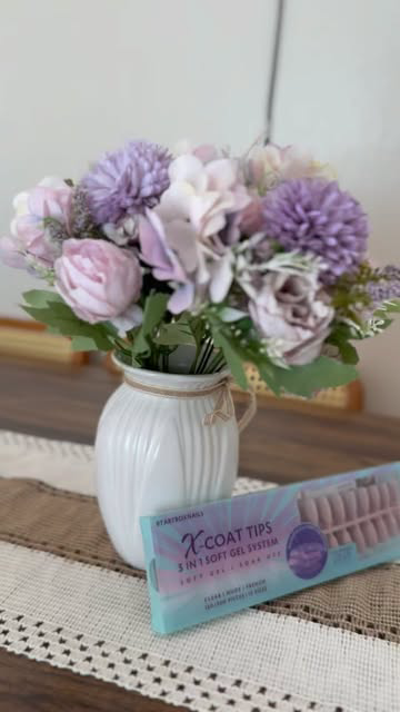 I had an amazing experience with the XCOATTIPS® Bling Baby Medium Almond Nails! Super easy to apply, and the results are absolutely stunning. They provide both a chic and natural look, and the durability is beyond my expectations. Perfect for special