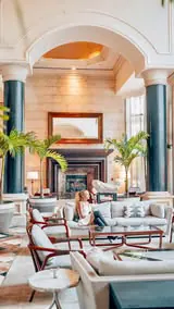 No better way to Monday than from the legendary @ritzcarltoncoconutgrove 

First time here and it’s quickly becoming one of my absolute favorites and wait until you see the suite tour! 😉
.
.
.
.
.
.
#RCMemories #miamiblogger #miamiinfluencer #miamic