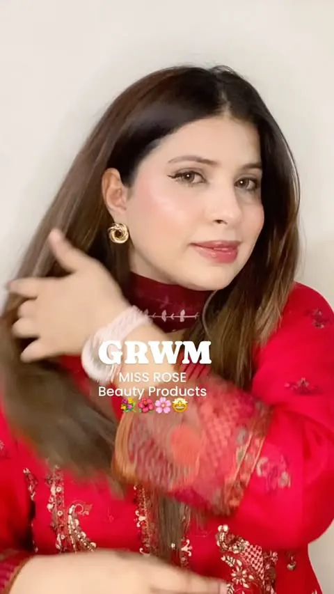 GRWM Beauty Products @missrosepakistanofficial 

Discount code Mehrooz5

Foundation _ shade Beige 1

lightweight purely natural foundation for normal to dry skin. Delivering up to 12 hours of hydration, and with illuminating pigments, this new formul