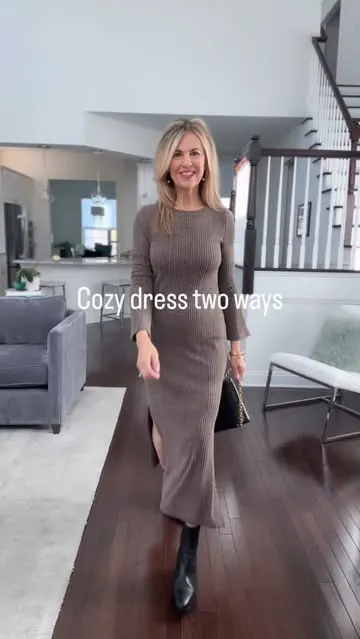 OK, let’s be honest with each other. 
Did you shop on Cyber Monday?
I’d be lying if I said no. 😜
—————
What’s better than a fabulous dress? A fabulous dress with a stunning faux fur vest!

Links below ⬇️

🖤Vest @alashancashmere 
Code Susan20 for 20