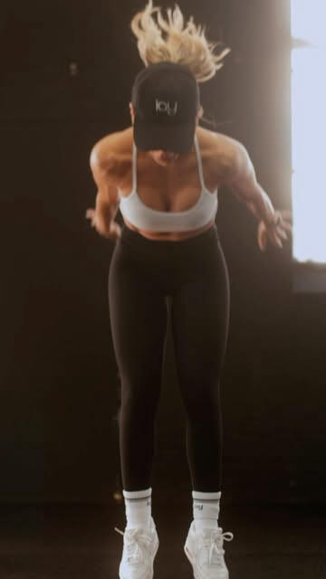 Smash your summer fitness goals with the new Incredible As You app – tailored made workout for the gym or at home. 💪🏼

Download today for a 1-week free trial. It’s time to unlock your incredible potential and transform your aspirations into achieve