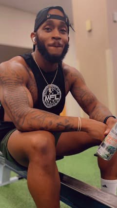 Just Do What You Love💯💪🏾 #mofitlifestyle #dowhatyoulove #llma 

#gains #core  #aesthetics #fitfam #inspiration #fitnessmotivation #workoutmotivation #fitnessmodel #bodybuilding #dedication #fitness #physique #gym #gymlife #fit #muscle #abs #train 