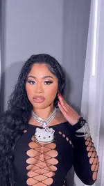 H E N N E S S Y 😍✨
It was a a PLEASURE working with this beauty!! It’s honestly amazing servicing people from all walks of life and STILL getting treated with Respect and kindness! She’s literally the sweetest soul! I enjoyed everyyy minute doing he