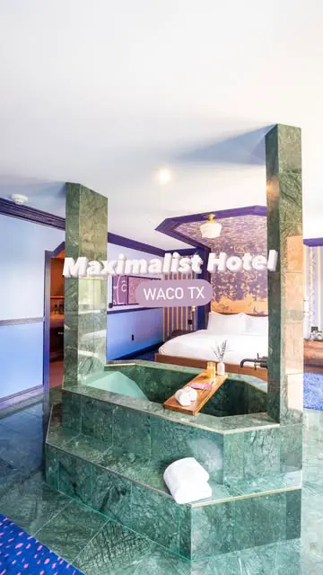 ✨LUXURY HOTEL GIVEAWAY✨

@hotelherringbone just opened up in @visitwacotexas and !WOW! This place is stunning! Each room is a mixture of maximalist meets a 20s/70s old school fusion in the most luxurious way! Each room is so gorgeous, but some even c