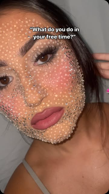 You don’t wanna know…

Inspo: @theprimroseglam 

Rhinestones from @temu 

#makeupinspo #rhinestonemakeup #rhinestones #dallasinfluencer #makeupinspiration #easymakeuplook