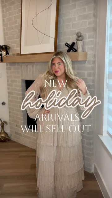 #walmartpartner @walmart tell me HOLIDAY for the deets! These are SO CUTE and will sell out!!! 

Follow @taylorbrookeslooks for more affordable holiday fashion ideas! ❤️❤️

#midsizestyle #walmartfashion #walmart #fallstyle #ootd #affordablefallstyle 