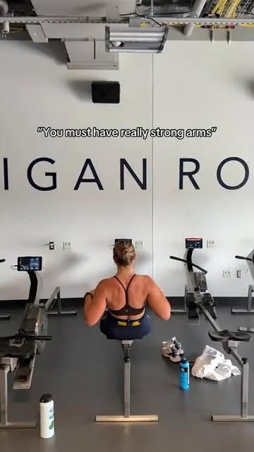 I mean yeah… but I also use my legs 😭

#rowing #rowingmachine #rp3 #rp3rowing #umichrowing #michiganrowing #crew #erg #row #collegerowing #unirowing #rowblue