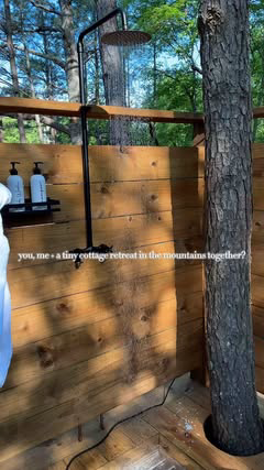 🪵🌲✨Tag who you’re bringing to this hidden gem in Northeastern Alabama! 

🌌 SAVE these recs to make the most of your time in the area: 

🏕️ Stay:
@highland_cottages - obviously 😉 nestled in the woods atop incredible bluffs, you can truly relax in