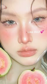 A summer snack🍉😭✨🫧🫧 

✨✨✨✨✨✨✨✨✨✨

Wearing @olens_contactlens Moonrise Lenses in the shade Dew Gray! Use my code Elizabeth10 at check out!! 

Look Inspo: @jellybean_xxdd 

Full tutorial to be uploaded later🖤

✨✨✨✨✨

#softgirl#makeup#tutorial#douy