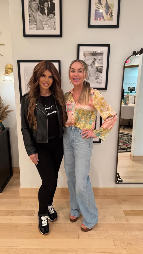 Getting the beautiful @teresagiudice summer ready with @sciton_inc BBL HEROic + Moxi Laser. Her summer skin will be healthy, even and GLOWING!!