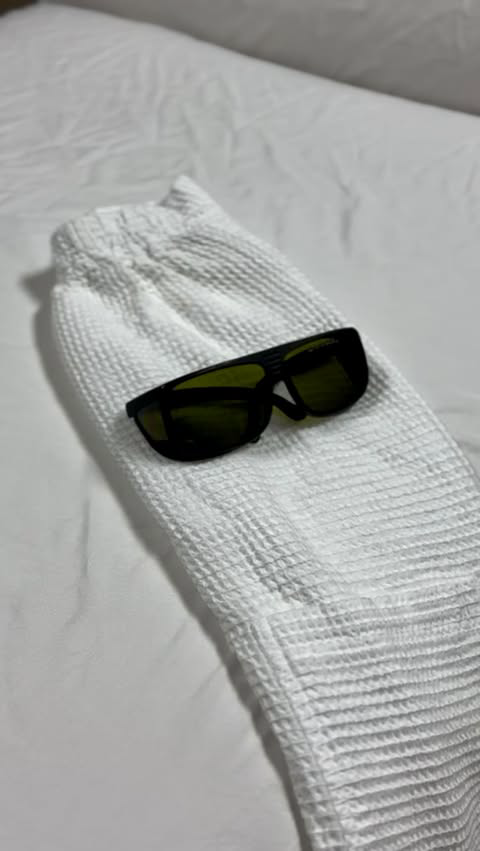 I was so nervous before my first laser hair removal appointment 😅 I kept wondering how bad it would hurt, but it ended up being basically painless! 🙌🏽

@milanlaser has multiple locations, so it’s super convenient, and the whole thing takes about 1