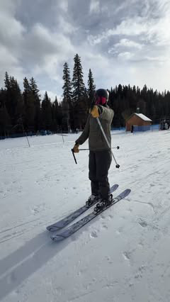 Finally gave skiing a try & here are my take aways…

1) Start with proper gear, I went to a local rental shop & they hooked me up, confidence starts before ever getting on the mountain.

2) Take it slow, I put my ego aside & went straight to the gree