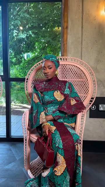 BARKA DE SALLAH 🕌🌙

👗 : @mands__clothings 
🎥 : @yourlensqueen 
💄 : @moabeauty__

#eidmubarak❤️ #eid #eidalfitr