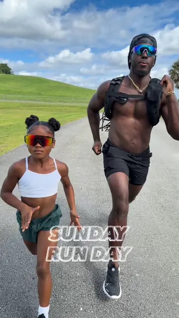 LOCKED IN WITH TWIN 🔥🔒🤞🏽#foryoupage #kidathlete #hardworkpaysoffs #tracknation #sprinting #workout #explorepage #nikerunclub #adidas #newbalance #superstar #trackandfield #espn #sportmotivation #ashtonhallrun