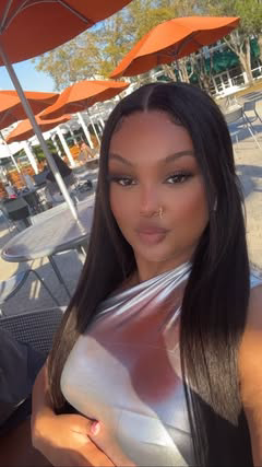 Name a school with a prettier campus than @univmiami 💚🧡 its great to be a cane ! Go 🙌🏽
#umiami #universityofmiami #canes #collegelife #college