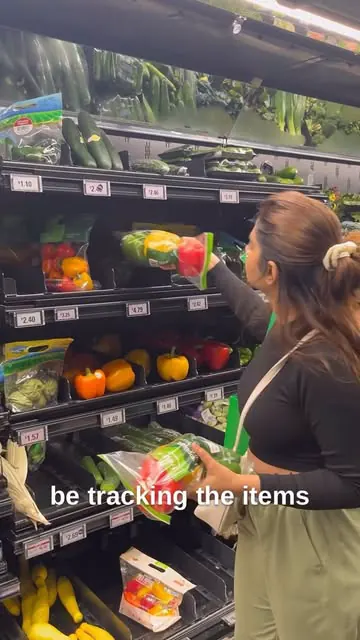 Most advanced grocery store I’ve ever been to! @amazonfresh 
.
.
.
.
.
.
.
.
.
#amazon #amazonfresh #ai #aitechnology #grocery #groceryshopping #fresh #food #fruits #shopping