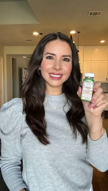 ✨ 13 ingredients in one bottle! @magicmind mental performance shots are now available at select Target stores! 🎯

Think of it as a tiny green shot packed with
🌿 Matcha for steady energy
🧠 Nootropics for focus + clarity
💪 Adaptogens for stress sup