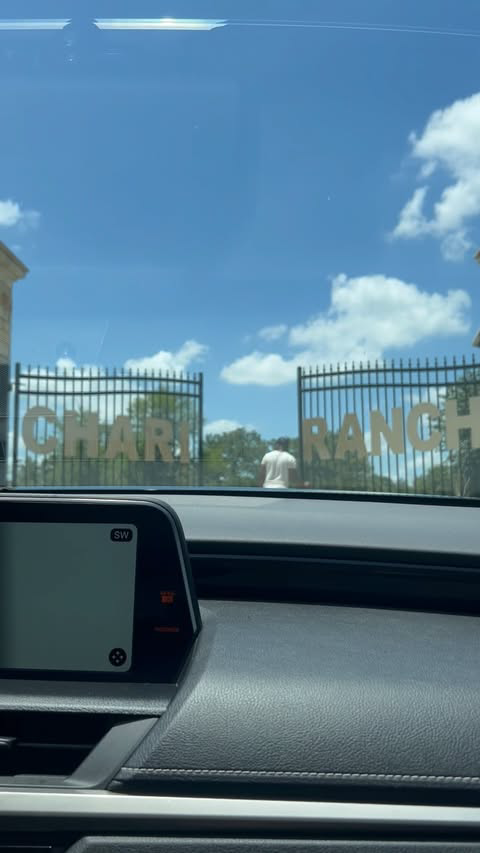 The weekend getaway I never knew I needed. Thank you so much @texas_unplugged for making this an incredible and special weekend! Everything was amazing and we will be back. Y’all need to go check them out! It was definitely one of the most special, m