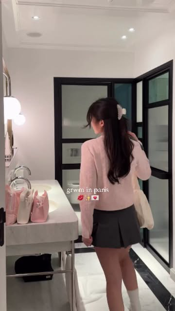 get ready with me for dinner in Paris 💋 ✨ asmr edition!

🎀  What is your favorite city? Let me know in the comments 🫶🏻 

✨  Loved this idea? Be sure to save it for future ✨ 

Thinking about romanticizing your life? How about following me @selfcar