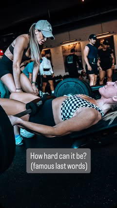 How hard can it be?
Me: apparently preparing for something unhinged 😌
•
•
Currently training for strength, endurance, and emotional resilience 🫶😝
•
•
…there’s a very long run era coming, isn’t there 🏃‍♀️✨🫠