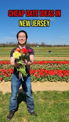 Cheap Date Ideas In NJ ⬇️

⚠️ Follow for more cheap date ideas!

Those who love flowers need to come to this farm! 

You’ll find millions of U-Pick Flowers and each stem only cost $0.50 cents on weekdays and $1 on weekends 🌷

Unfortunately, these fl