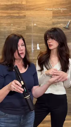 getting rid of my grays permanently with my mom and @lorealparis! 

you can shop Colorsonic now on Amazon.com #LOrealParisPartner #LOrealParisHairColor #Colorsonic #grayhair #hairdye #motherdaughter