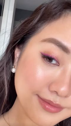 Who loves a pink liner moment? 🥰 🫶🏼 

@jlashusa Dainty lashes 
@lagirlcosmetics Pencil liner