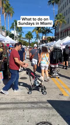 Sundays on Lincoln Road in Miami Beach ☀️ 

The Antique & Collectible Market is back (select Sundays through spring) + the Farmers Market is here every week.

Have you been?