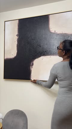 I’ve been searching for the perfect piece of art to complete my dining room, and I finally found it at @jordansfurniture . I wanted something bold, but still modern that would pull the entire space together without overpowering it. #jordansfurniture 