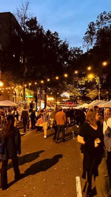 Warmer weather is getting me excited for the New Haven Night Market!! 
.
.
.
#thingstodoct #thingstodoinconnecticut #connecticut #nightmarket #nightmarketCT #newhaven