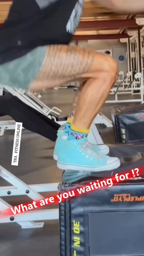 What are you waiting for !??! It’s never too late ………. MOVE THAT BODY 💪🏻💪🏻✅. It’s the only one you’ve got …..👌❤️❤️

HAPPY MONDAY BTW 😜

#workout #fitnessjourney #fitness #fitnesslife #gym #gymmotivation #girlswholift #girlswithmuscle #loveyourl