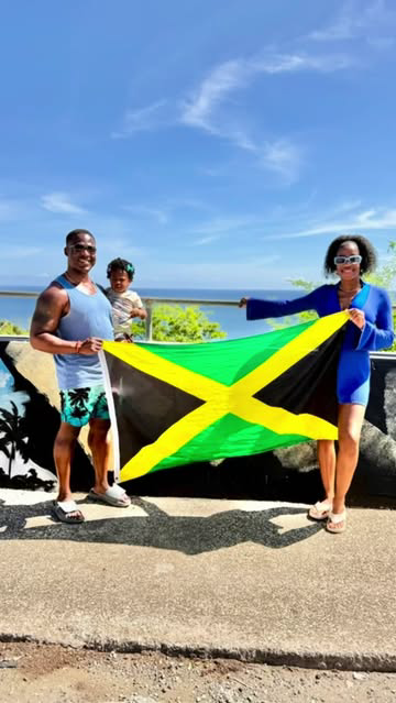 Happy #October Luvs! Ocho Rios explorations with my favs!! @konokofalls was awesome, a must especially if you have kids!🇯🇲 🫶🏾 💙 

P.s We booked with @trace_travel_tours_ja & had the best time, highly recommend!👌🏾