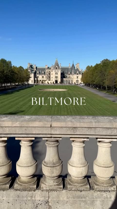 Biltmore didn’t just take my breath away – it took time with it.

Walking through its 250 rooms, immersed in its fascinating history, felt like stepping into a life I never lived, yet somehow remembered. Every hallway, every detail carried the energy
