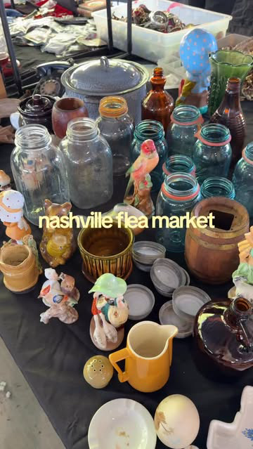 Don’t miss the Nashville Flea Market this month! It takes place at The Fairgrounds Nashville and features everything from vintage clothes and antique furniture to baked goods, art, jewelry, and plants. The market usually happens every 4th weekend of 