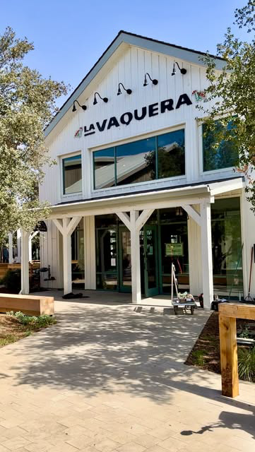 I am so excited to welcome @riverstreet_sjc to SouthOC!

Friends, we are talking about 60,000-sqft of new community space, made up of 18 new restaurants, retail, local art, a butcher and brewery. I love the addition of open space, with multiple place