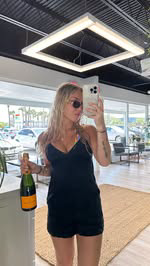 hands down my favorite all natural anti-aging treatment for under eye & more 👀🍒 @diamantemedispa 

⚠️ TRIGGER WARNING: needles 💉 

the possibilities with PRP platelet rich plasma derived from your own blood seem endless 💉 🩸 you can:

revitalize 