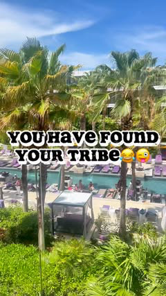 I can’t make this up… it just pulled me right on in😂

That pool was POPPINNNNN🔥🔥🔥🔥 @breathlessrivieracancun knows how to party for sure!
•
•
#breathlessrivieracancun #cancún #cancun🇲🇽 #mexico🇲🇽 #allinclusiveresort #breathlessresorts #travel 