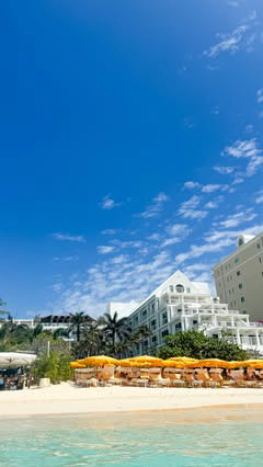 STAY AT THIS HOTEL IN GRAND CAYMAN 💫

I heard so many incredible reviews about this Grand Cayman hotel and I had to go to see for myself. @palmheightsgc is a boutique hotel in Grand Cayman and it was one of the most magical trips I’ve ever taken, an