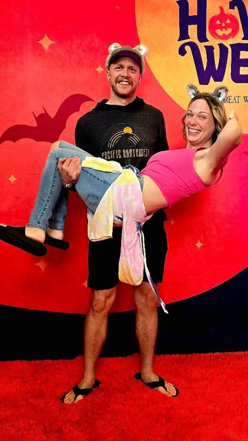 We had an absolute blast at Great Wolf Lodge for Howl-O-Ween! 🎃👻 #Sponsored From September 26 through October 31, families can join in the spooky fun and become part of the pumpkin pack with so many festive activities! 

We loved the Trick-Or-Treat