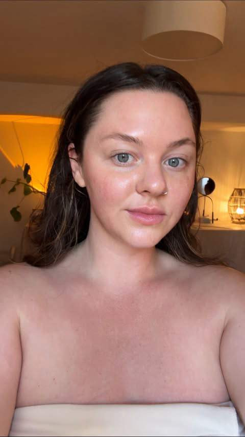 Sculptural facial and buccal massage in Portland with @veroskinwellness 💆🏻‍♀️ 

I’ve been seeing Vero going on 4 years and she has taught me so much about skin health in a holistic way. She has the most healing touch, I can’t say enough good things