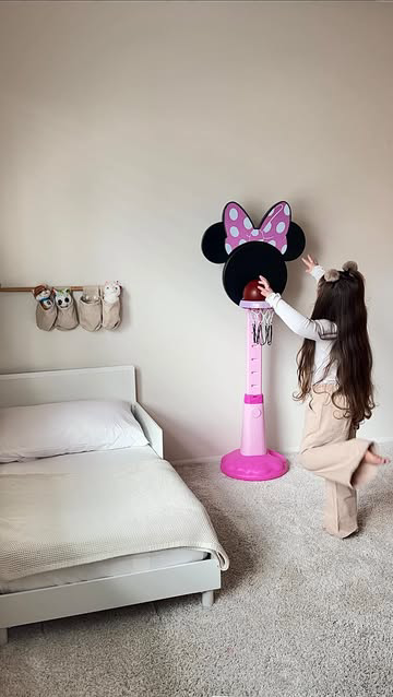 Minnie Mouse Plastic Basketball Set by Delta Children – Includes Basketball Hoop, 1 Basketball and Ball Pump
your kids can have a lot of fun Thanks @deltachildren 

#deltachildren #kids #ugc #ugccreator