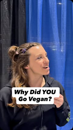 Want to see the full interview? Comment “STRONG” for the link!

@thebodybuildingvegan talks with vegan weightlifter, @wildbluefna at her very first event with the @plantbuilt @veganstrongteam!

@wildbluefna dives deeper into her vegan journey and sha