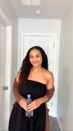 @onewaterglobal kept Troy and I hydrated on our mommy walk adventure this week💧🤍 ! 
 
It was a bit cloudy, but the weather was perfect🌥️

#raleighnorthcarolina #sponsoredbyonewaterglobal #falloutfit #momsofinstagram #firsttimemom #mommywalksnc #on